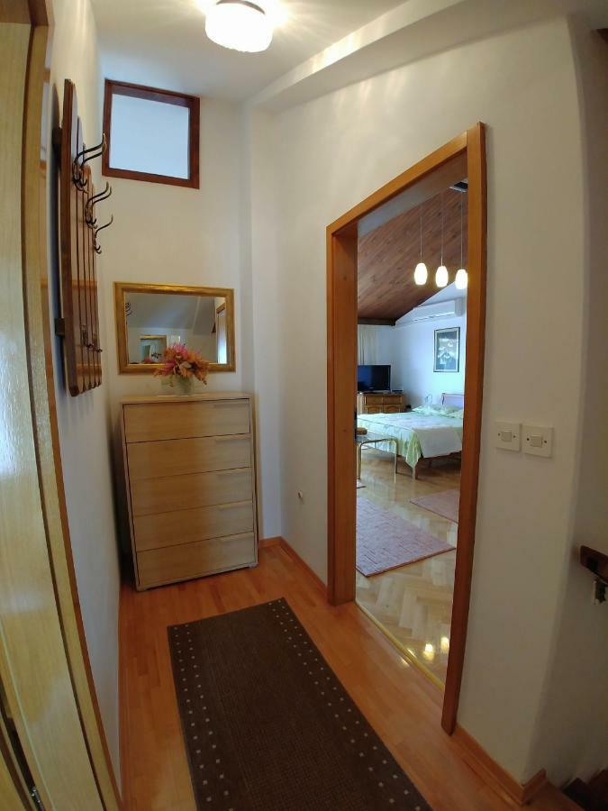 Penthouse Studio With Sea View Makarska Eksteriør bilde