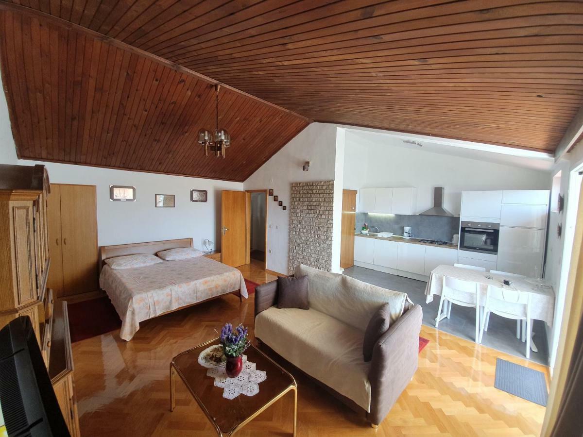 Penthouse Studio With Sea View Makarska Eksteriør bilde